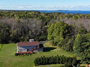 11 Old Farm Rd, South Hero, VT 05486