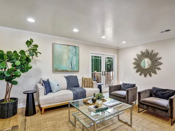 124 Oakwood Dr #2, Redwood City, CA 94061