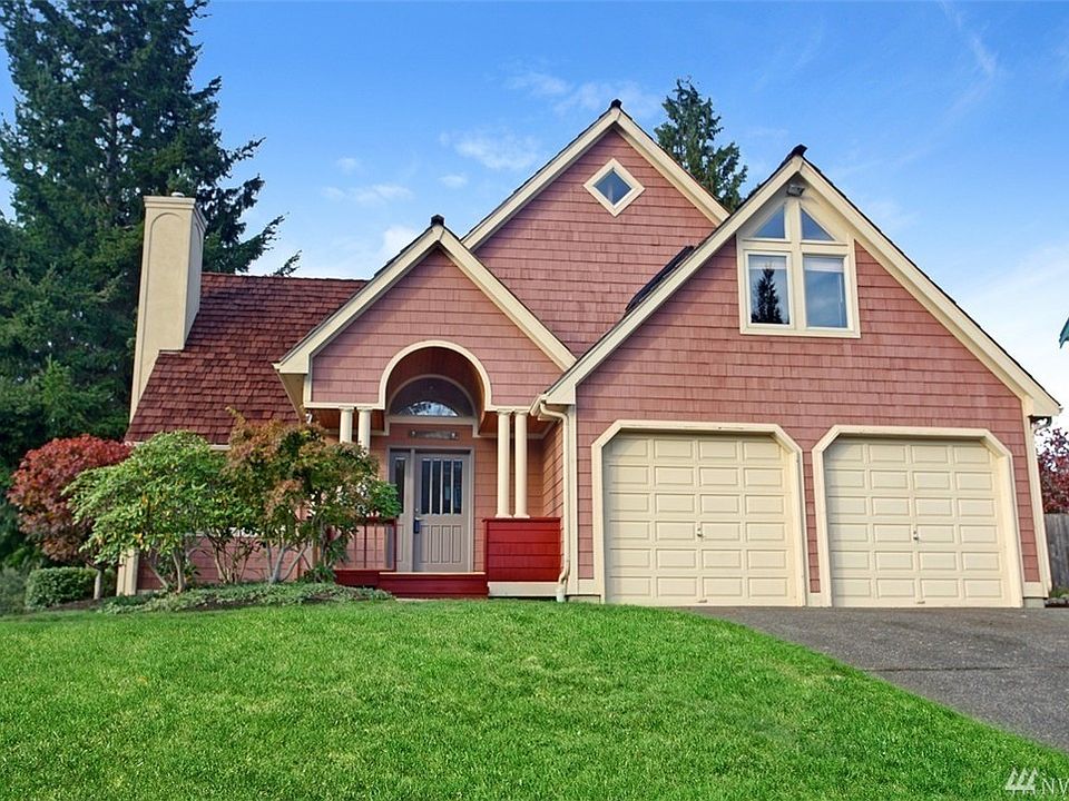 1st image of 1370 NE Odin St