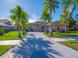 4317 Gator Trace Dr, Fort Pierce, FL 34982