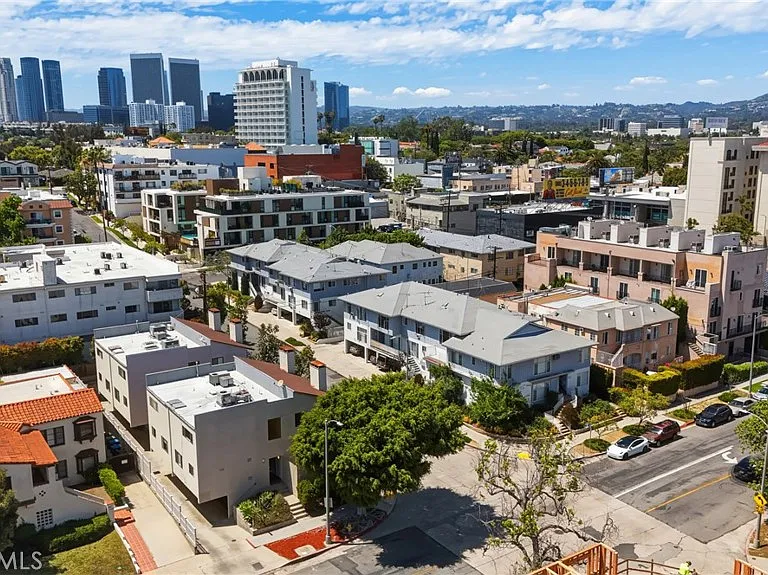 1433 S Beverly Dr — Photo 46