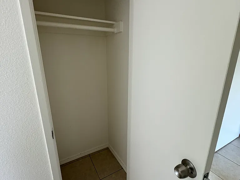 11335 Tiara St #14 — Photo 10