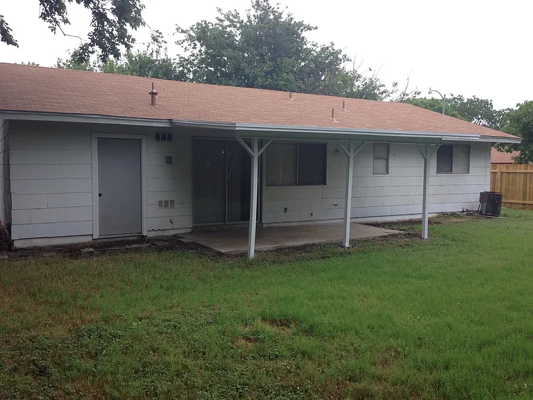 7603 Glen Vista Dr — Photo 11