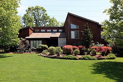 Cedar House in Cedar Grove