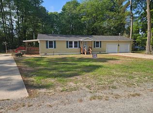 32 Porpoise Creek Rd, Deltaville, VA 23043