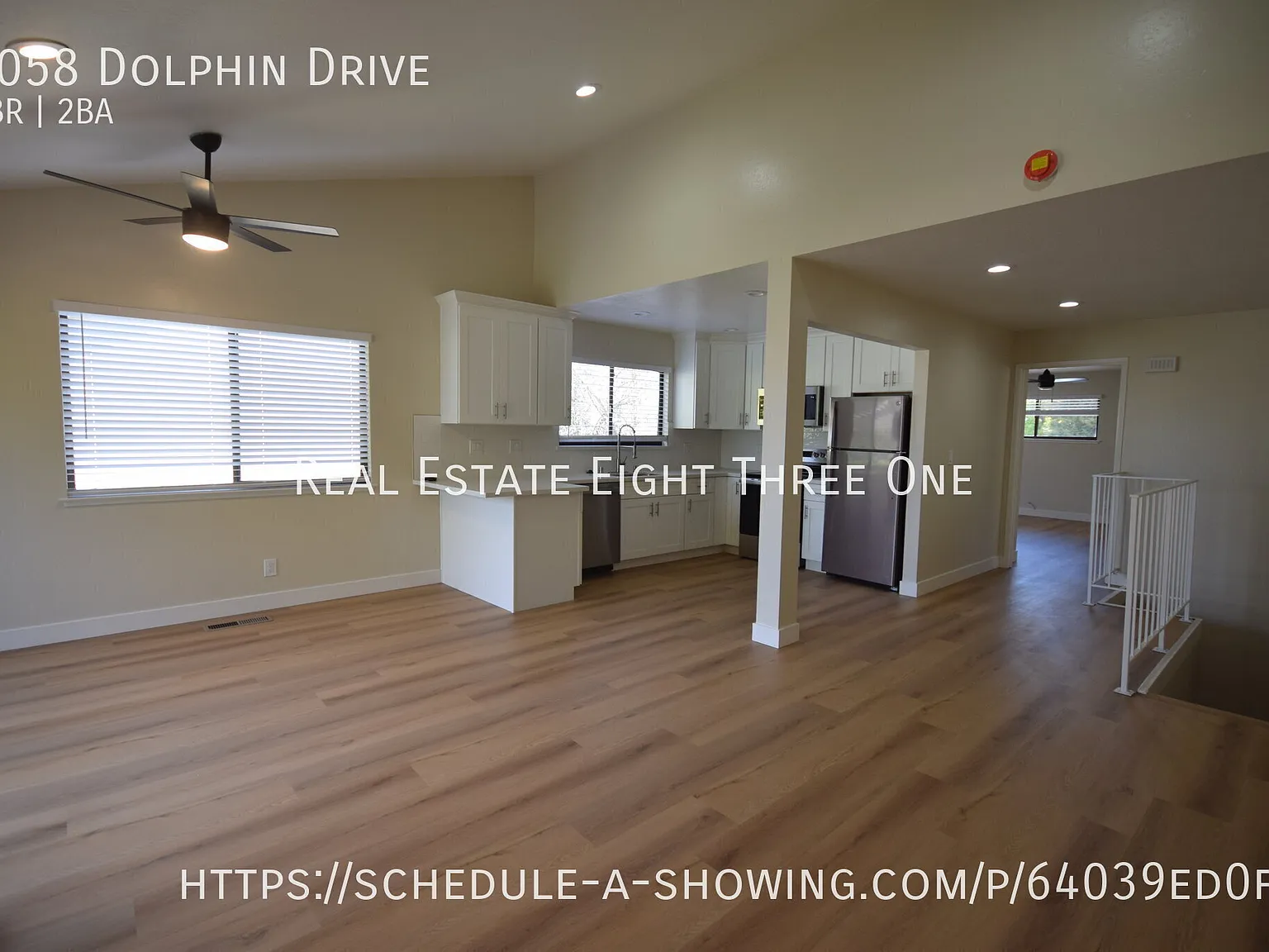 Beautifully Updated / Seascape Area 2 Bed / 2 Bath Duplex w/ Private Yard — Photo 3