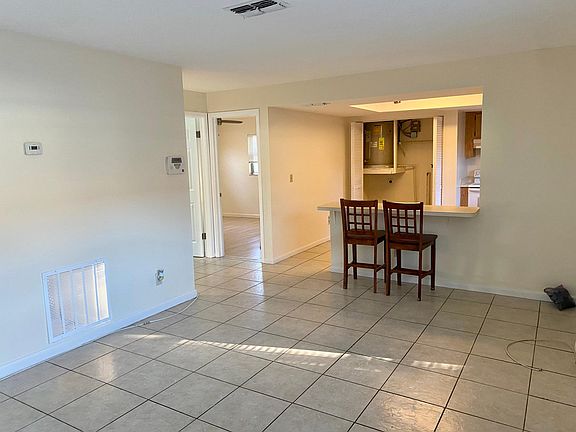 4th image of 2564 42nd Ave N #2