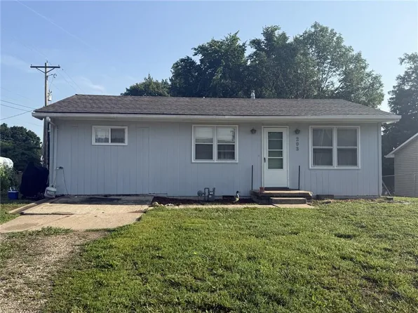 203 W George St, Oregon, MO 64473