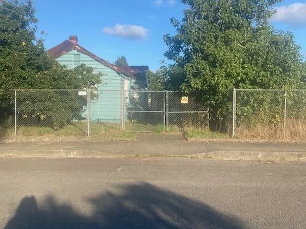 3951 D St, Eureka, CA 95503
