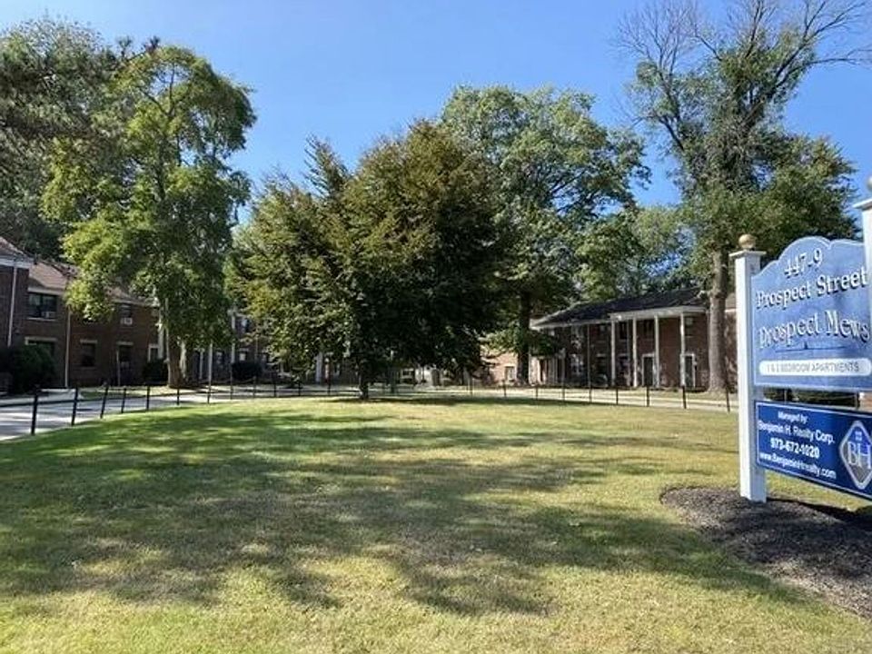 2nd image of 447 Prospect St APT 12