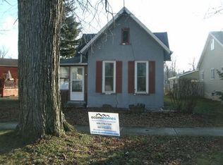 306 W Oak St, Butler, IN 46721