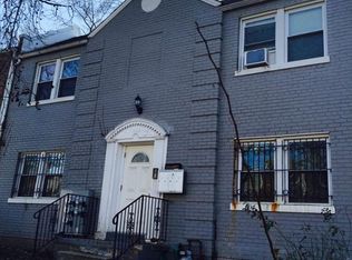 1233 Raum St NE APT 4, Washington, DC 20002