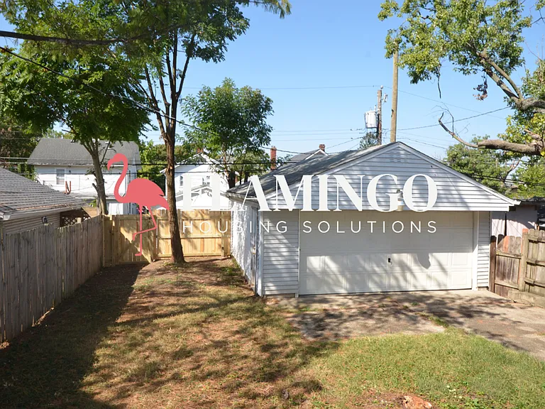 37 S Cherrywood Ave — Photo 15