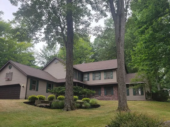 670 Woolendean Rd, Du Bois, PA 15801