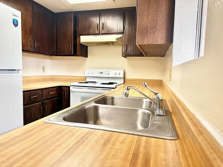 4151 Calle Ladero #B — Photo 4