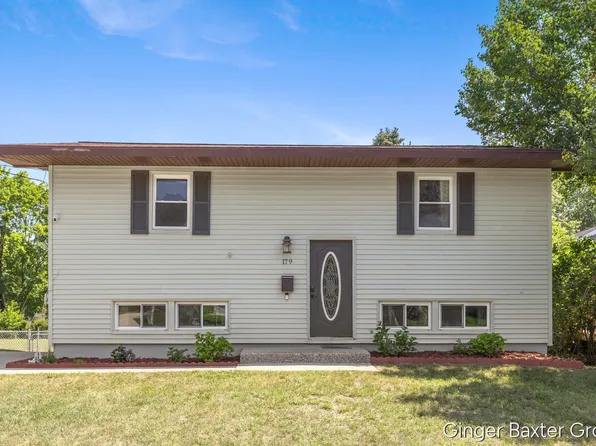 179 Highland Dr, Rockford, MI 49341