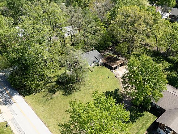 2nd image of 110 Cumberland Ave