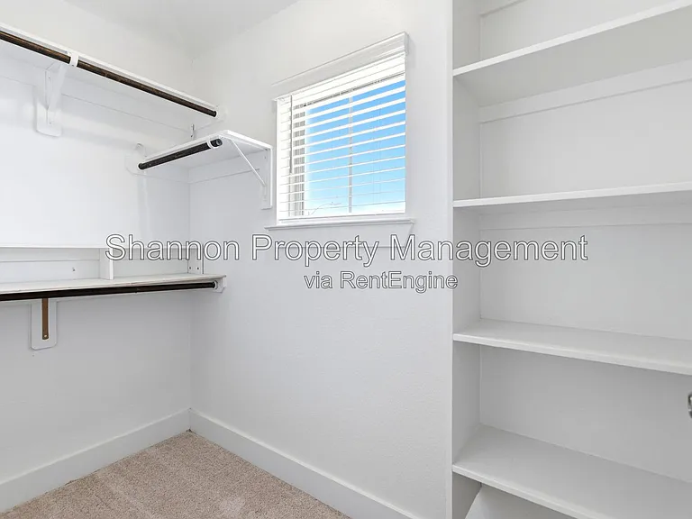 24610 Bardona Way — Photo 27