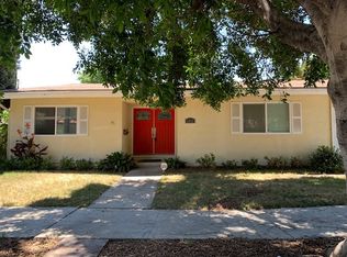 6953 De Celis Pl, Van Nuys, CA 91406