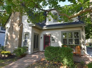 7108 W Wisconsin Ave, Wauwatosa, WI 53213