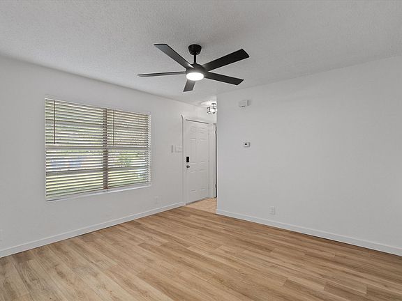 5th image of 5700 Cherry Park Unit B