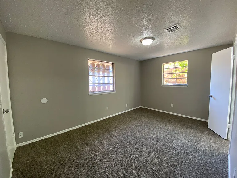 5309 Creekwood Ter — Photo 9