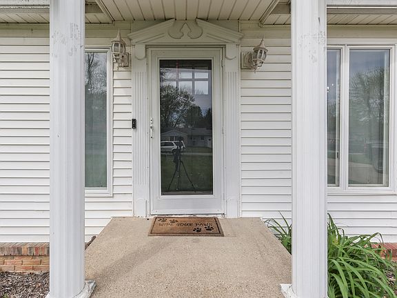 2nd image of 5108 Harlan St