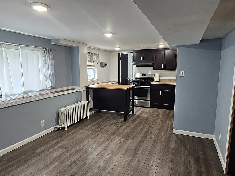 3520 N Narragansett Ave #B — Photo 6