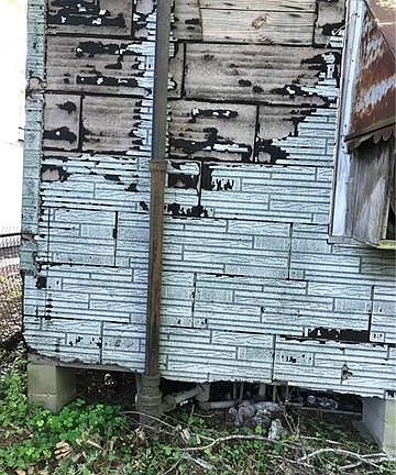 2nd image of 456 Avenue L