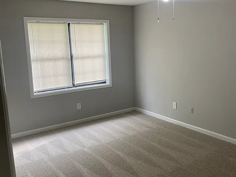 Mater bedroom with new carpet from hall.
