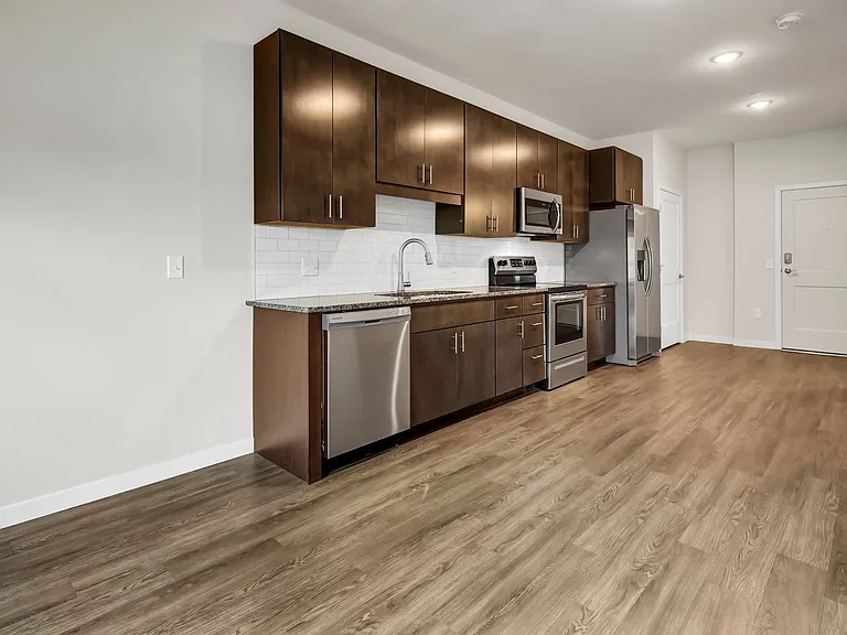 Quest Apartments — Photo 31