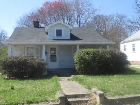 1506 McCormick St, Greensboro, NC 27403