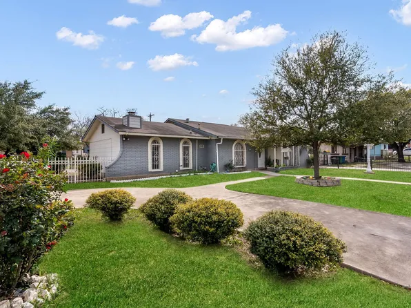 1702 Ann Arbor, San Antonio, TX 78224