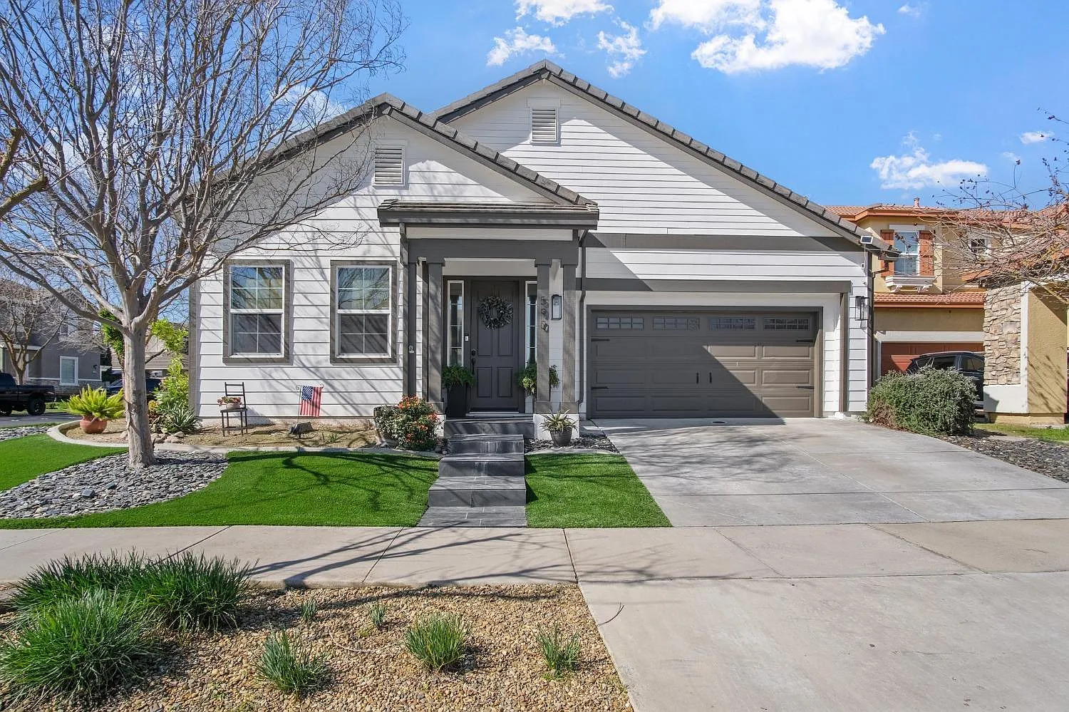590 Branding Iron St photo 1