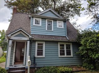 1105 Cleo St, Lansing, MI 48915