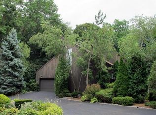 32 Talcott Rd, Rye Brook, NY 10573