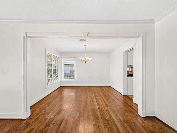 4th image of 5262 Briarbend Dr