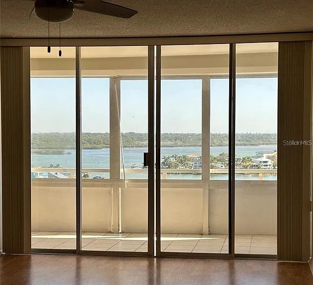 17920 Gulf Blvd #1408 — Photo 3