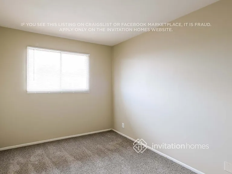 823 W 17th Pl — Photo 14