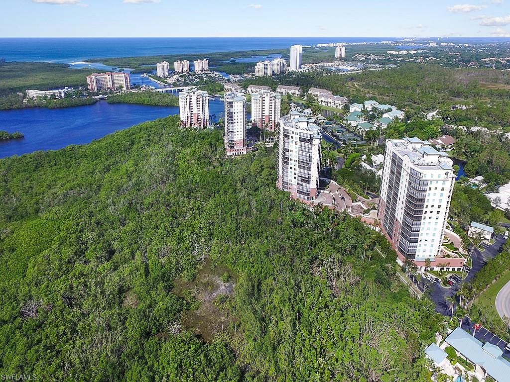 455 Cove Tower DR #903, Naples, FL 34110 | MLS #224094924 | Zillow, image size:1024x768