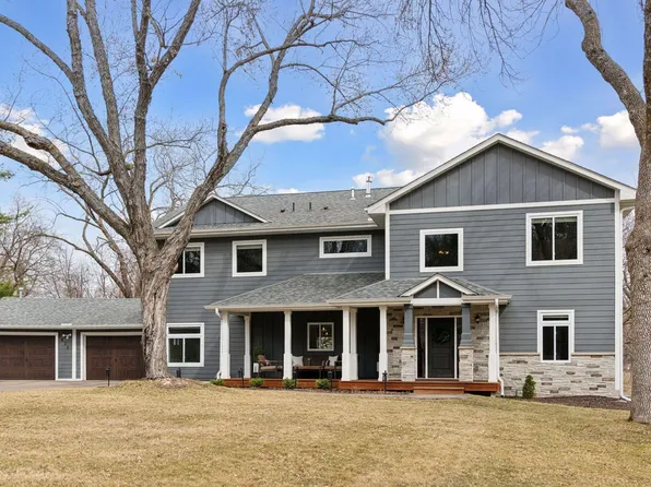 3835 Shady Oak Rd, Minnetonka, MN 55305