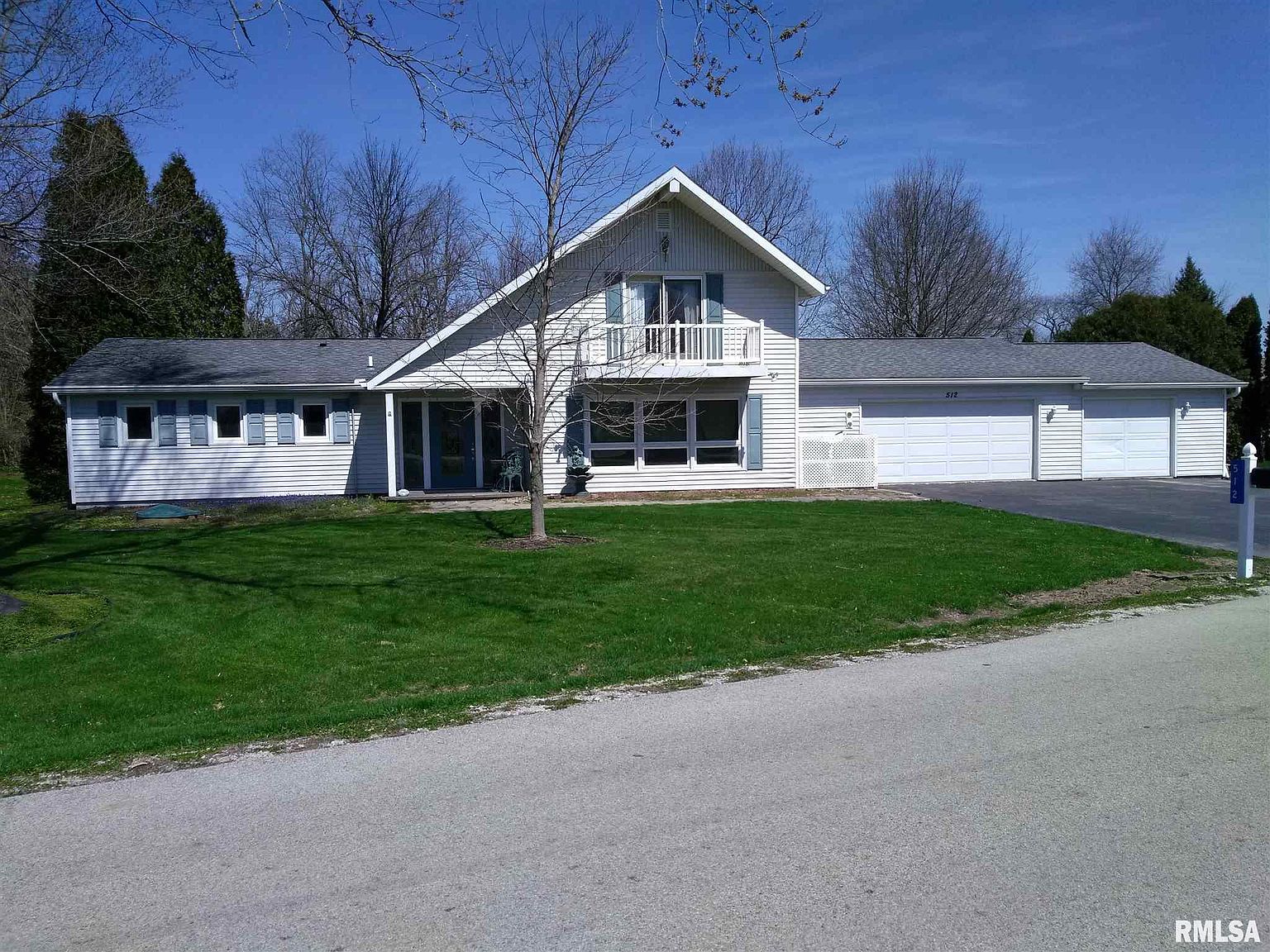 512 Fyre Lake Dr, Sherrard, IL 61281 Zillow