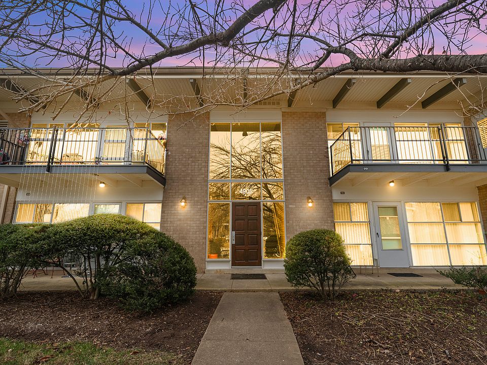 1st image of 4905 Americana Dr APT 212
