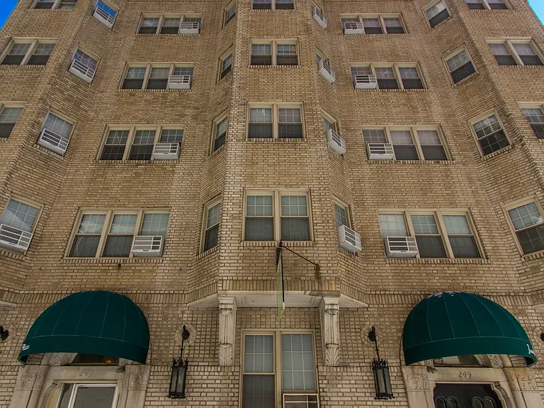 Juniper Place — Photo 7