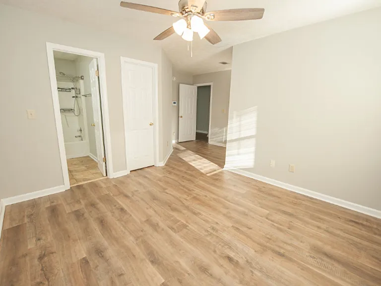 6218 Bell Gables — Photo 27