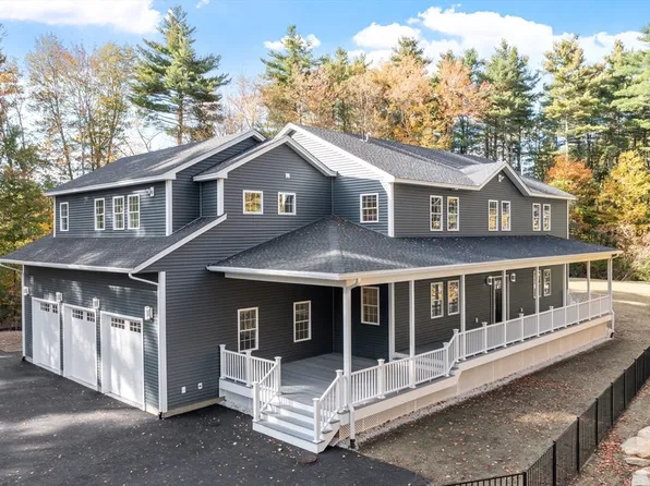 181A South Rd, Pepperell, MA 01463