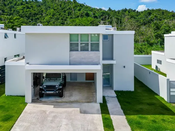 Urb Vistas De San Jose, Caguas, PR 00725