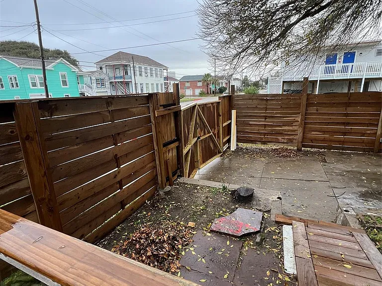 1328 Ursuline St — Photo 38