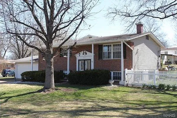 3400 Glen Bay Dr photo 1