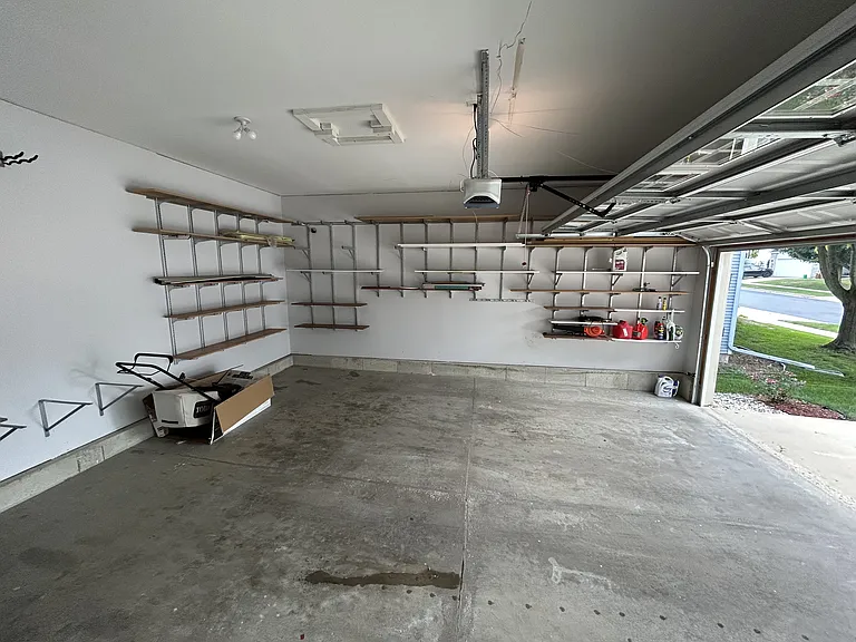 1425 Bellflower Ln — Photo 37